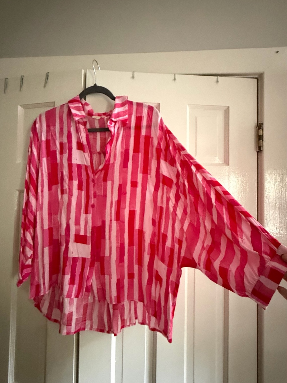 JODIFL Pink & Fuchsia Geometric Button-Front Tunic